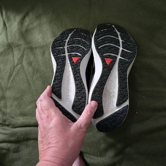 Nike Zoom Winflo Shield Womens Running Sneakers Water Repellant, Size 7 - Picture 6 of 8